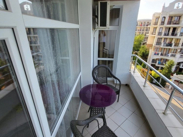 Тристаен апартамент в к.к. Слънчев бряг - 71 кв.м за 1198 €/кв.м - Снимка #1