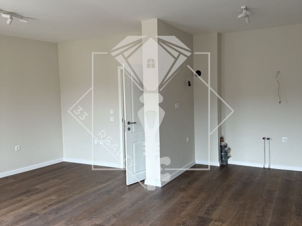 Двустаен апартамент в Пловдив, Мараша - 83 кв.м за 1900 €/кв.м - Снимка #1