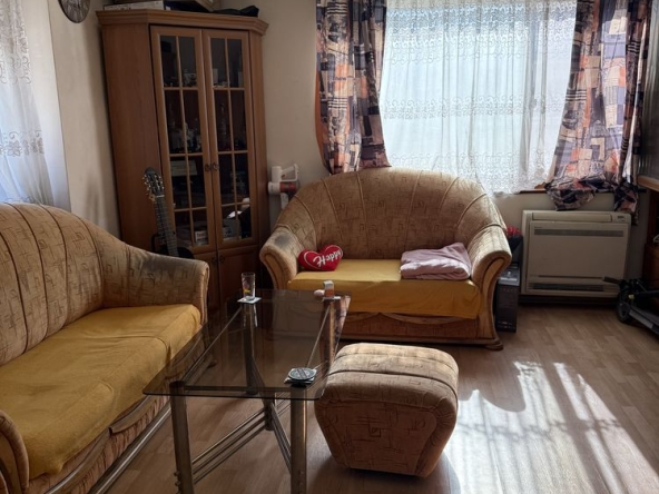Двустаен апартамент в Варна, Базар Левски - 65 кв.м за 2308 €/кв.м - Снимка #1