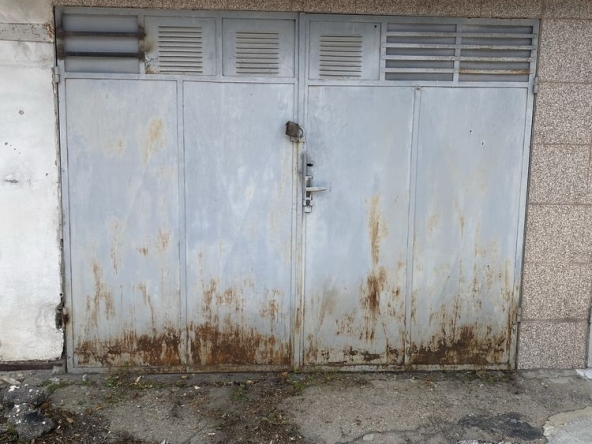 Гараж / Паркомясто в Русе, Здравец Север 1 - 18 кв.м за 1389 €/кв.м - Снимка #1