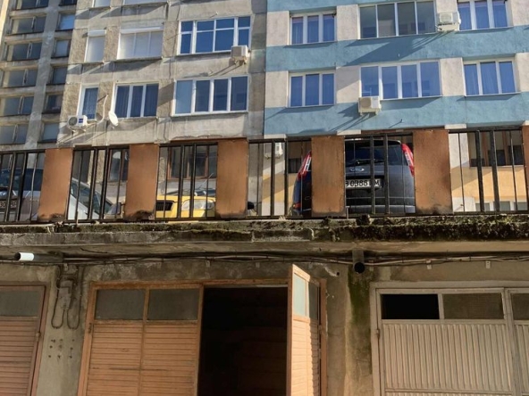 Гараж / Паркомясто в Габрово, Център - 18 кв.м за 708 €/кв.м - Снимка #1