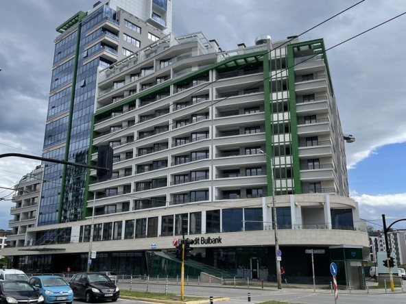 Двустаен апартамент в София, Витоша - 104 кв.м за 2500 €/кв.м - Снимка #1