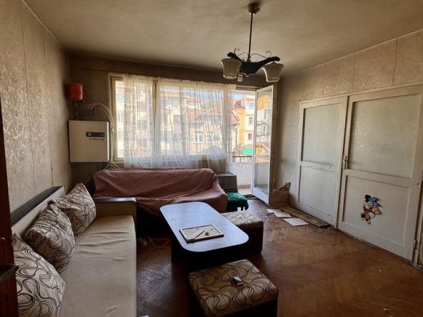 Тристаен апартамент в София, Бъкстон - 96 кв.м за 834 €/кв.м - Снимка #1