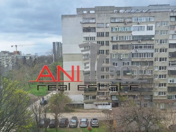Тристаен апартамент в Варна, Чайка - 100 кв.м за 2300 €/кв.м - Снимка #1