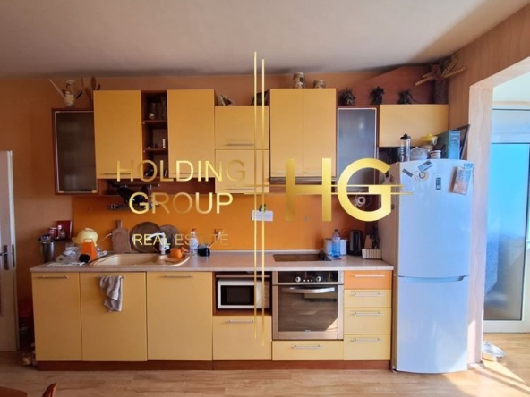 Четиристаен апартамент в Варна, Възраждане 2 - 87 кв.м за 1575 €/кв.м - Снимка #1