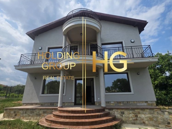 Къща в с. Равна гора, Област Варна - 245 кв.м за 813 €/кв.м - Снимка #1