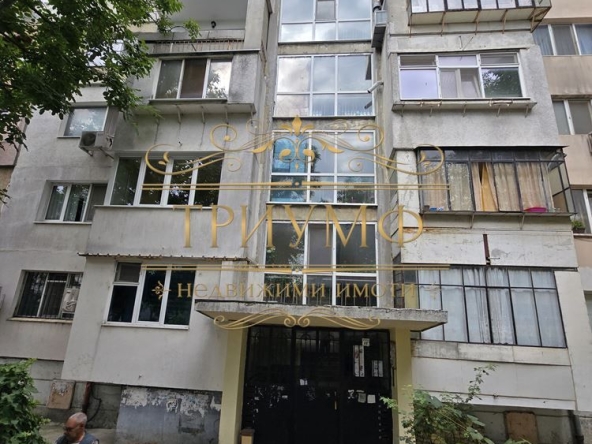 Тристаен апартамент в Варна, Владислав Варненчик - 61 кв.м за 1591 €/кв.м - Снимка #1