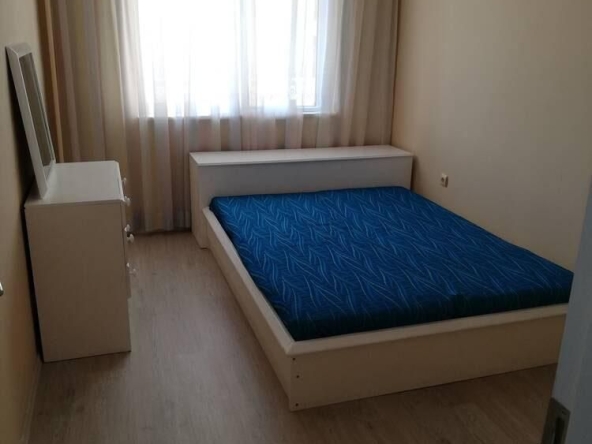 Дава се под наем Едностаен апартамент в Бургас, Лазур - 35 кв.м за 351.9 € - Снимка #1