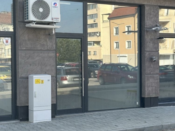 Дава се под наем Магазин в Севлиево - 49 кв.м за 316.2 € - Снимка #1