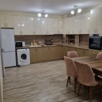 Дава се под наем Двустаен апартамент в Плевен, Идеален център - 85 кв.м за 510 € - Снимка #1