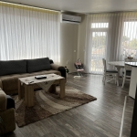 Тристаен апартамент в Добрич, Център - 110 кв.м за 1020 €/кв.м - Снимка #1