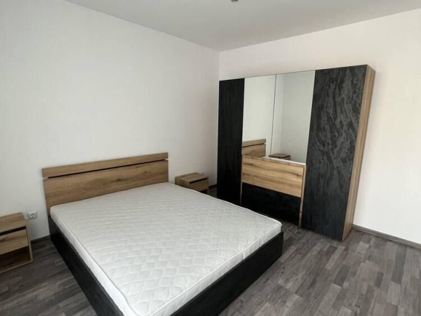 Дава се под наем Двустаен апартамент в Бургас, Изгрев - 62 кв.м за 484.5 € - Снимка #1