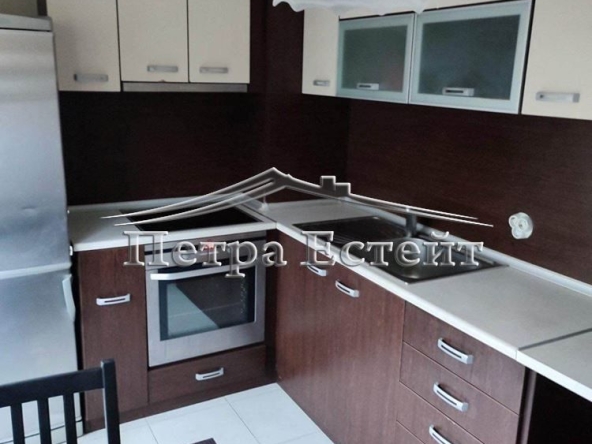 Дава се под наем Двустаен апартамент в Варна, Чайка - 75 кв.м за 450 € - Снимка #1