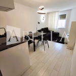 Дава се под наем Двустаен апартамент в София, Гоце Делчев - 60 кв.м за 562 € - Снимка #1