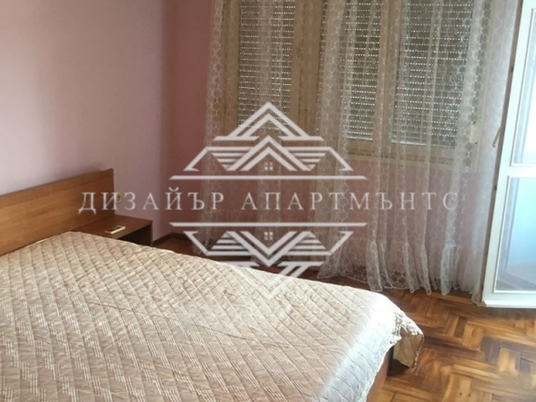 Дава се под наем Двустаен апартамент в Бургас, Център - 60 кв.м за 325 € - Снимка #1