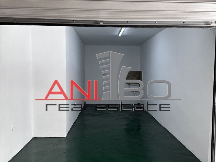 Гараж / Паркомясто в Варна, Лятно кино Тракия - 18 кв.м за 2773 €/кв.м - Снимка #1