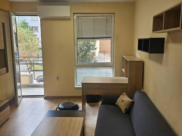 Дава се под наем Двустаен апартамент в Пловдив, Център - 52 кв.м за 484.5 € - Снимка #1
