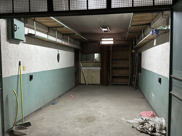 Дава се под наем Гараж / Паркомясто в Стара Загора, Център - 22 кв.м за 76.5 € - Снимка #1