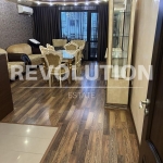 Дава се под наем Тристаен апартамент в Варна, Автогара - 115 кв.м за 700 € - Снимка #1