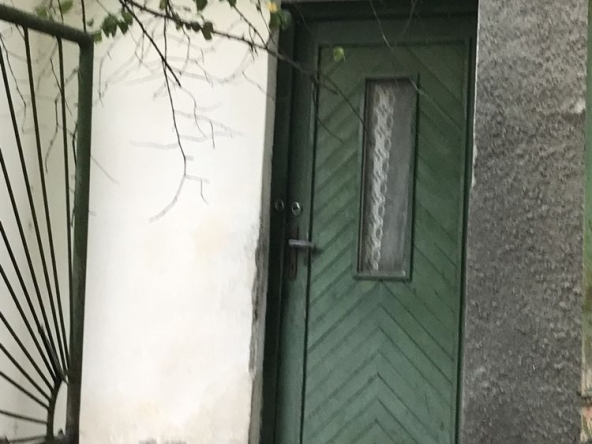 Къща в София, Медицинска академия - 128 кв.м за 735 €/кв.м - Снимка #1