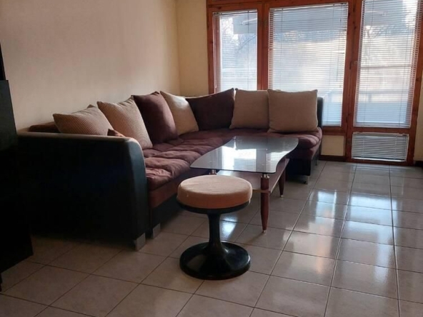 Дава се под наем Четиристаен апартамент в Пловдив, Младежки Хълм - 90 кв.м за 459 € - Снимка #1