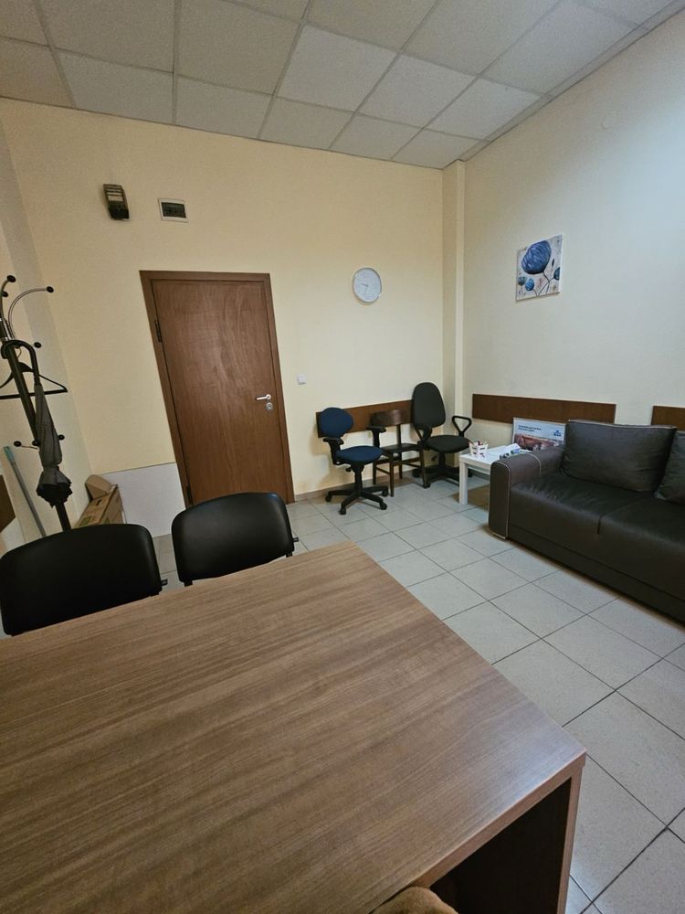 Дава се под наем Офис в Благоевград, Еленово 1 - 20 кв.м за 200 € - Снимка #1