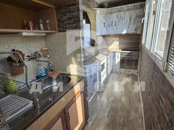 Тристаен апартамент в Стара Загора, Ремиза - 70 кв.м за 1529 €/кв.м - Снимка #1