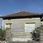 Къща в с. Дончево, Област Добрич - 1350 кв.м за 49 €/кв.м - Снимка #1