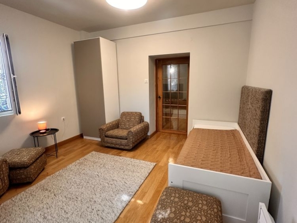 Дава се под наем Двустаен апартамент в Пловдив, Каменица 1 - 55 кв.м за 331.5 € - Снимка #1