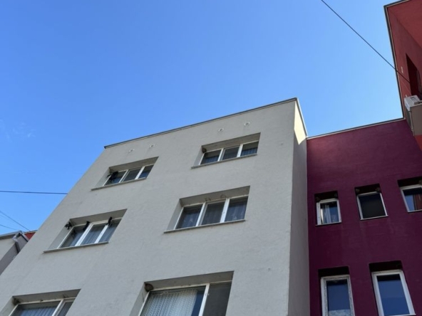 Дава се под наем Тристаен апартамент в Павел баня - 90 кв.м за 250 € - Снимка #1