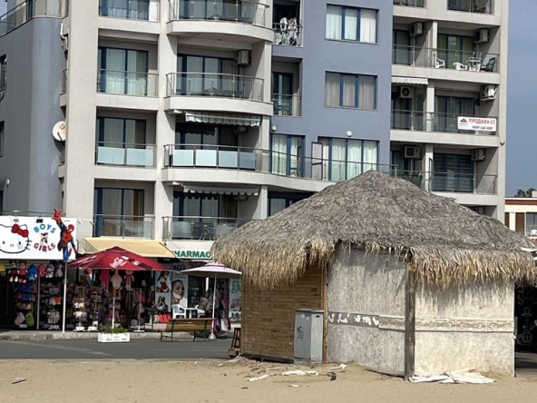 Дава се под наем Едностаен апартамент в к.к. Слънчев бряг - 47 кв.м за 62000 € - Снимка #1