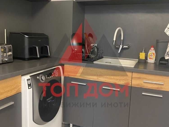 Дава се под наем Тристаен апартамент в Варна, ВИНС - 75 кв.м за 561 € - Снимка #1