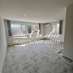 Дава се под наем Офис в Шумен, Център - 40 кв.м за 204 € - Снимка #1