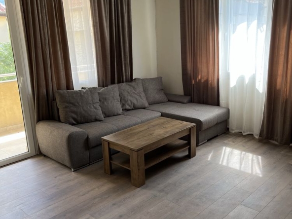 Дава се под наем Тристаен апартамент в София, Карпузица - 83 кв.м за 750 € - Снимка #1