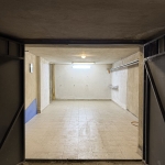 Дава се под наем Гараж / Паркомясто в София, Иван Вазов - 30 кв.м за 153 € - Снимка #1