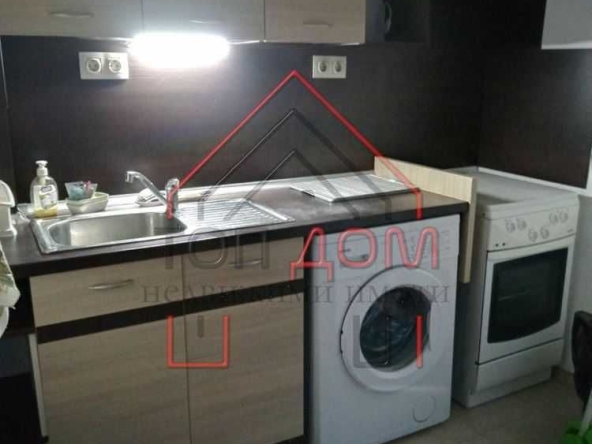 Дава се под наем Тристаен апартамент в Варна, Център - 60 кв.м за 612 € - Снимка #1