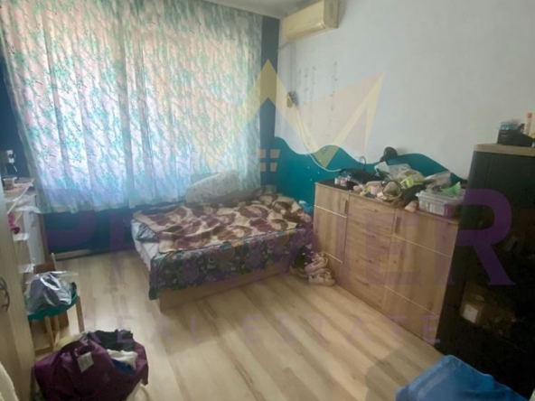 Многостаен апартамент в Бургас, Център - 134 кв.м за 2008 €/кв.м - Снимка #1