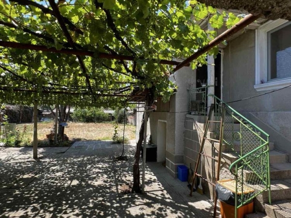 Къща в с. Строево, Област Пловдив - 122 кв.м за 784 €/кв.м - Снимка #1