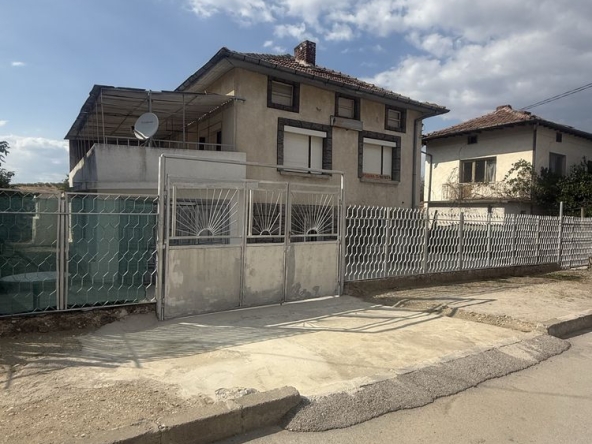 Къща в с. Склаве, Област Благоевград - 1500 кв.м за 55 €/кв.м - Снимка #1