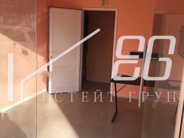 Дава се под наем Магазин в Варна, Център - 20 кв.м за 306 € - Снимка #1