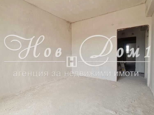 Двустаен апартамент в Варна, Кайсиева градина - 62 кв.м за 1186 €/кв.м - Снимка #1