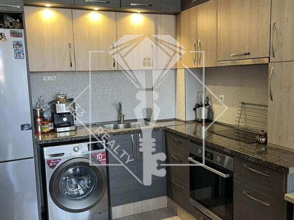 Двустаен апартамент в Пловдив, Южен - 50 кв.м за 2060 €/кв.м - Снимка #1