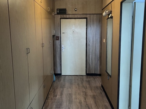 Двустаен апартамент в Ловеч, Център - 58 кв.м за 1035 €/кв.м - Снимка #1