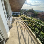 Къща в с. Бенковски, Област Варна - 285 кв.м за 685 €/кв.м - Снимка #1