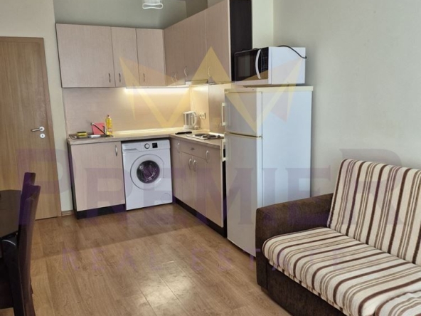 Тристаен апартамент в к.к. Слънчев бряг - 96 кв.м за 1141 €/кв.м - Снимка #1