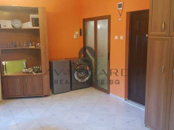Едностаен апартамент в Пловдив, Център - 35 кв.м за 3343 €/кв.м - Снимка #1