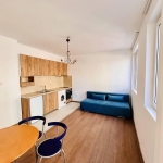 Дава се под наем Двустаен апартамент в Пловдив, Център - 49 кв.м за 306 € - Снимка #1