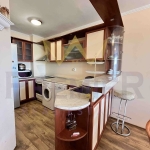 Дава се под наем Тристаен апартамент в Варна, Център - 118 кв.м за 700 € - Снимка #1