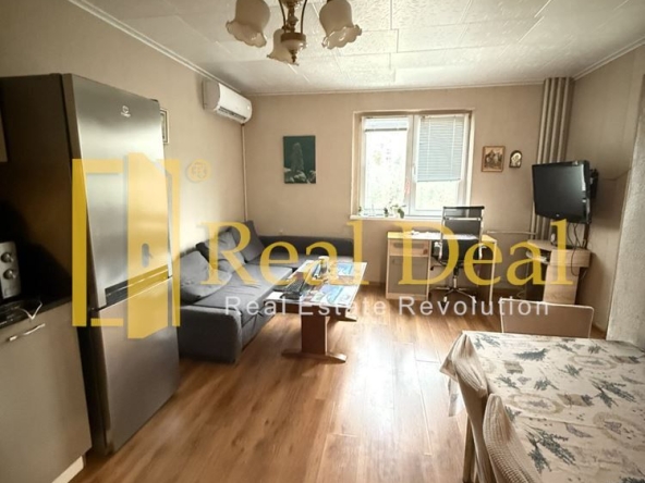 Дава се под наем Тристаен апартамент в София, Младост 4 - 70 кв.м за 665 € - Снимка #1
