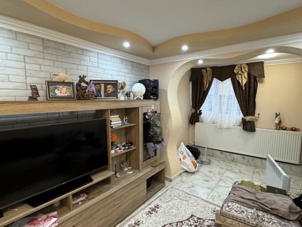 Етаж от къща в Айтос - 100 кв.м за 850 €/кв.м - Снимка #1